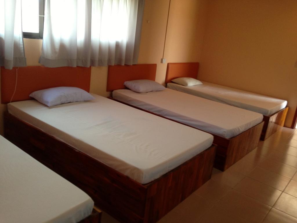 Grand View Guesthouse Phnom Penh Quarto foto