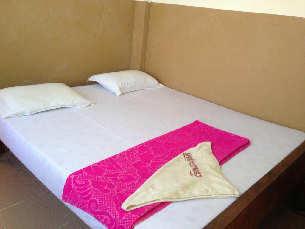 Grand View Guesthouse Phnom Penh Quarto foto